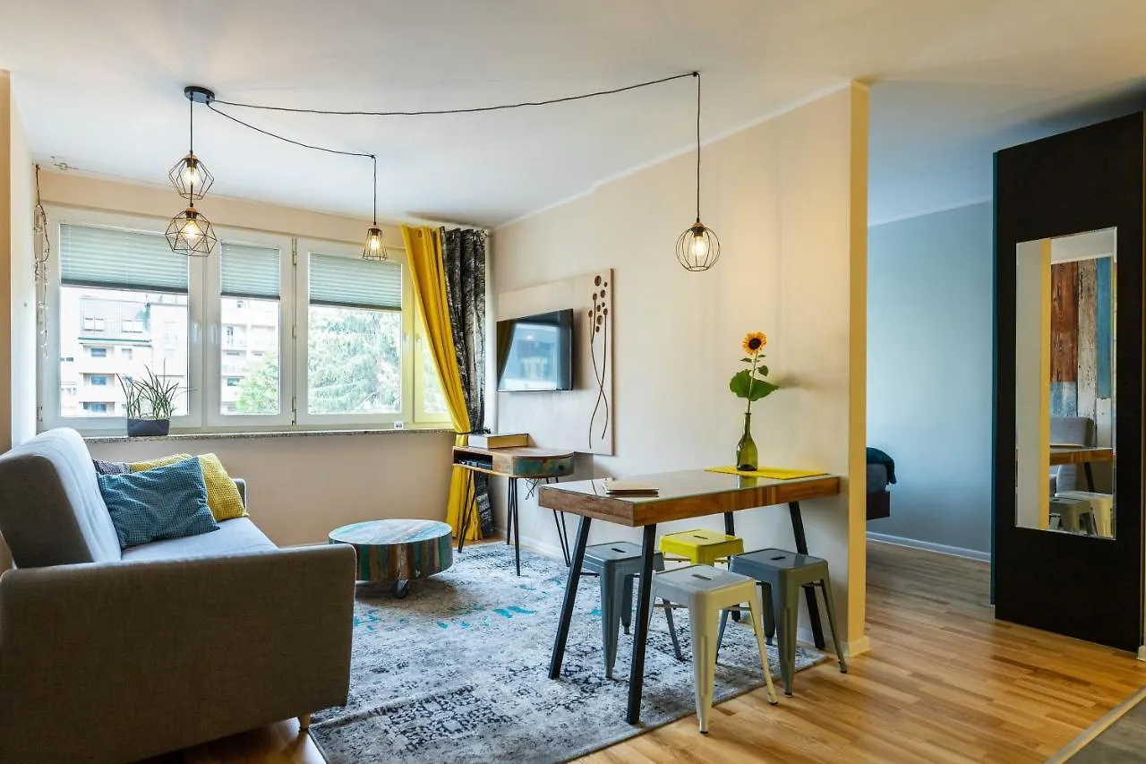 Locum Wroclaw - Old Town - Car Park Apartment