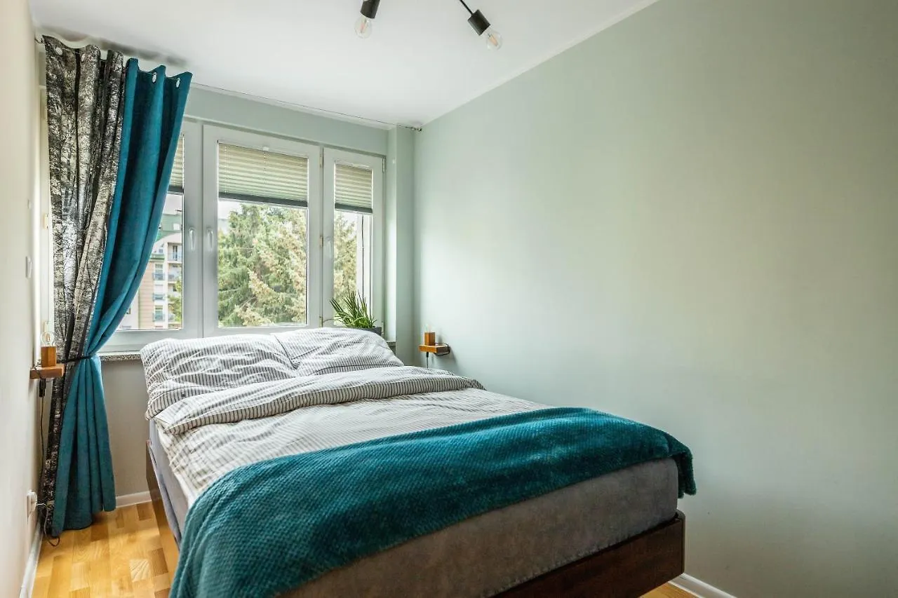 Locum Wroclaw - Old Town - Car Park Apartment 0*,  Poland