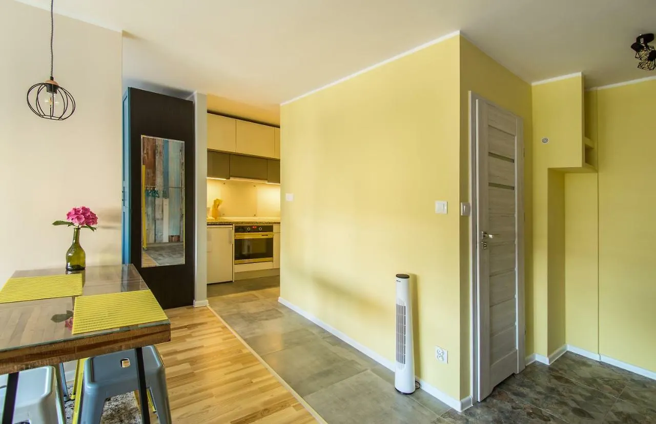 Locum Wroclaw - Old Town - Car Park Apartment