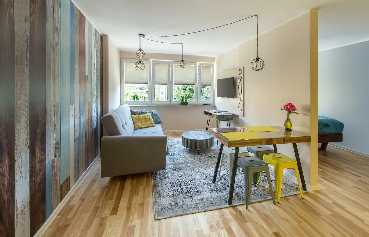 Locum Wroclaw - Old Town - Car Park Apartment